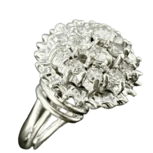 Пръстен от бяло злато 18 карата, инкрустиран с диаманти 0,84 ct