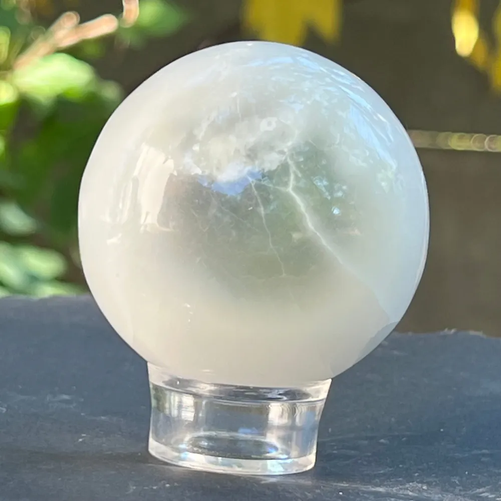 Сфера от селенит 6 см модел 2