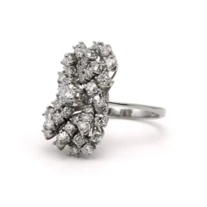 Съвременен пръстен от бяло злато, инкрустиран с диаманти (+-1.36ct)