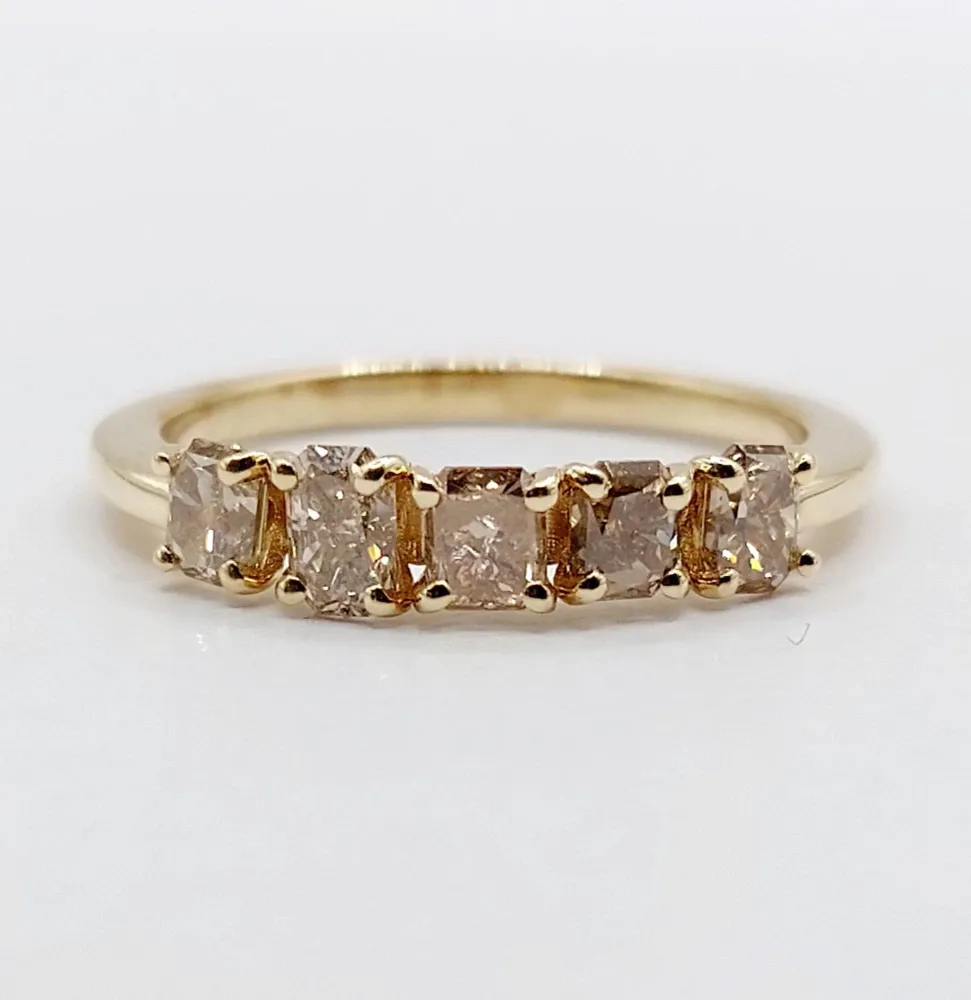 Деми Сватбена халка винтидж злато 14k и 0,95 карата радиант диаманти Fancy Yellow