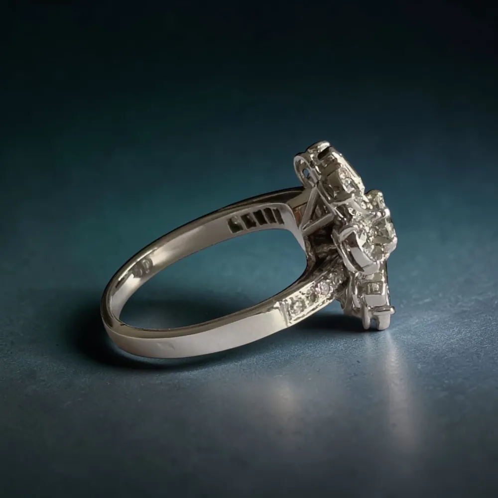 Пръстен цвете от бяло злато 18 карата и Платина, диаманти 1,60 ct, размер 50