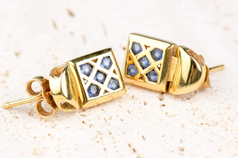 Обеци със сапфир от 18k жълто злато 0,20ct