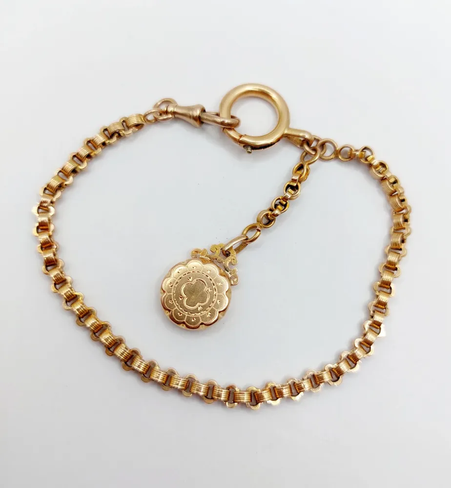 Антична верижка за часовник от 18k розово злато с издълбана висулка (около 1900 г.)