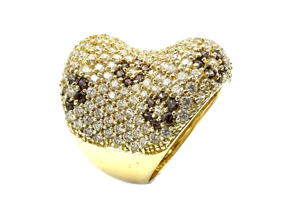Пръстен от жълто злато 18K, инкрустиран с бели и коняк диаманти (4.2ct)