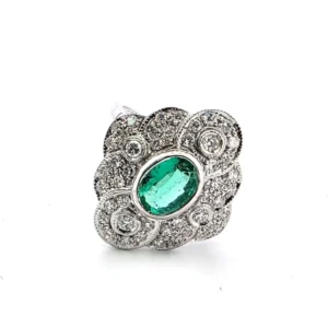 Пръстен от бяло злато 18 карата с овален изумруд 2.00ct и диаманти 1.00ct