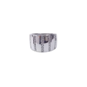Пръстен с диамантена лента от бяло злато