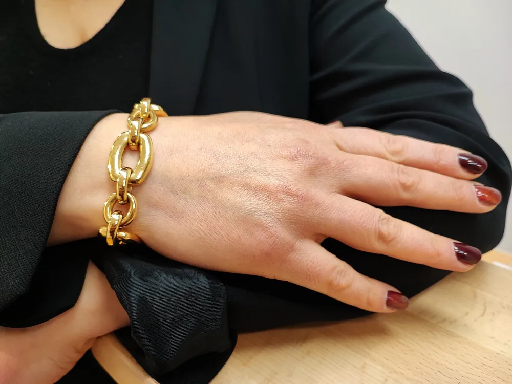 Гривна с пръстен в стил 70-те
