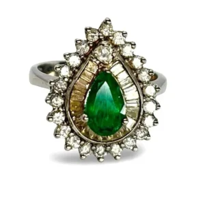 Пръстен от бяло злато с изумруд 1,2 ct и диаманти 1 ct