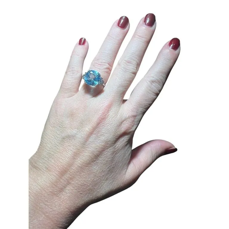 Пръстен със син топаз 9,08 Ct диаманти