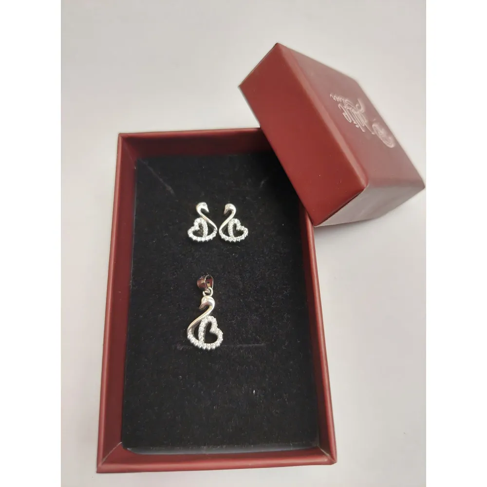 Сребърен лебед 925 със сърце, Jolie Silver, 2.7G