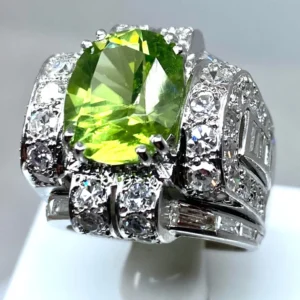 Пръстен Art Deco Платина диаманти и перидот