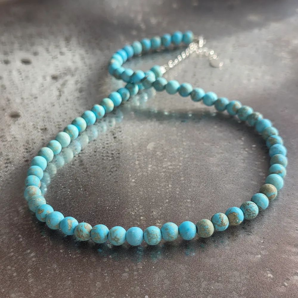 Колие от матов син хаулайт Blue Silence #284