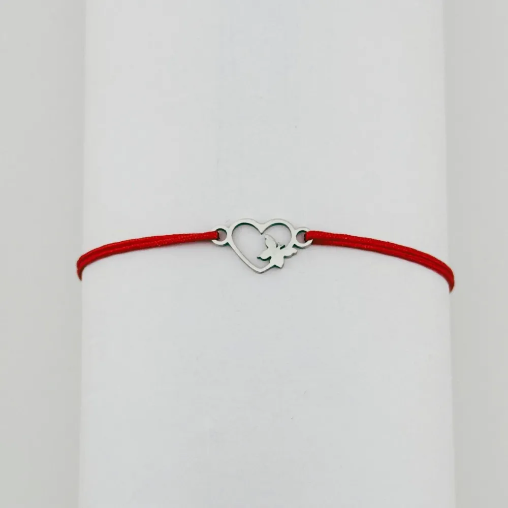 Bratara Martisor pentru Dama, Jolie, Model Inima cu Fluture, Set 12 bucati, Pandativ Argintiu din Inox cu Snur Rosu Ajustabil
