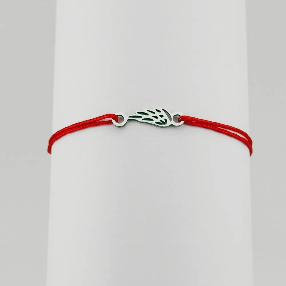 Bratara Martisor pentru Dama, Jolie, Model Aripa, Set 12 bucati, Pandativ Argintiu din Inox cu Snur Rosu Ajustabil