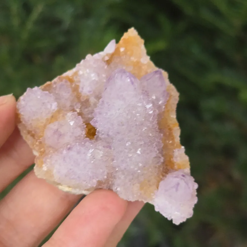 Cactus quartz cluster / Люляк аметист кварцов дух модел 12A
