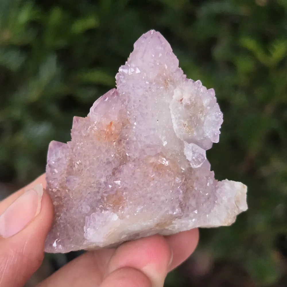 Cactus quartz cluster / люляк аметист кварцов дух модел 49