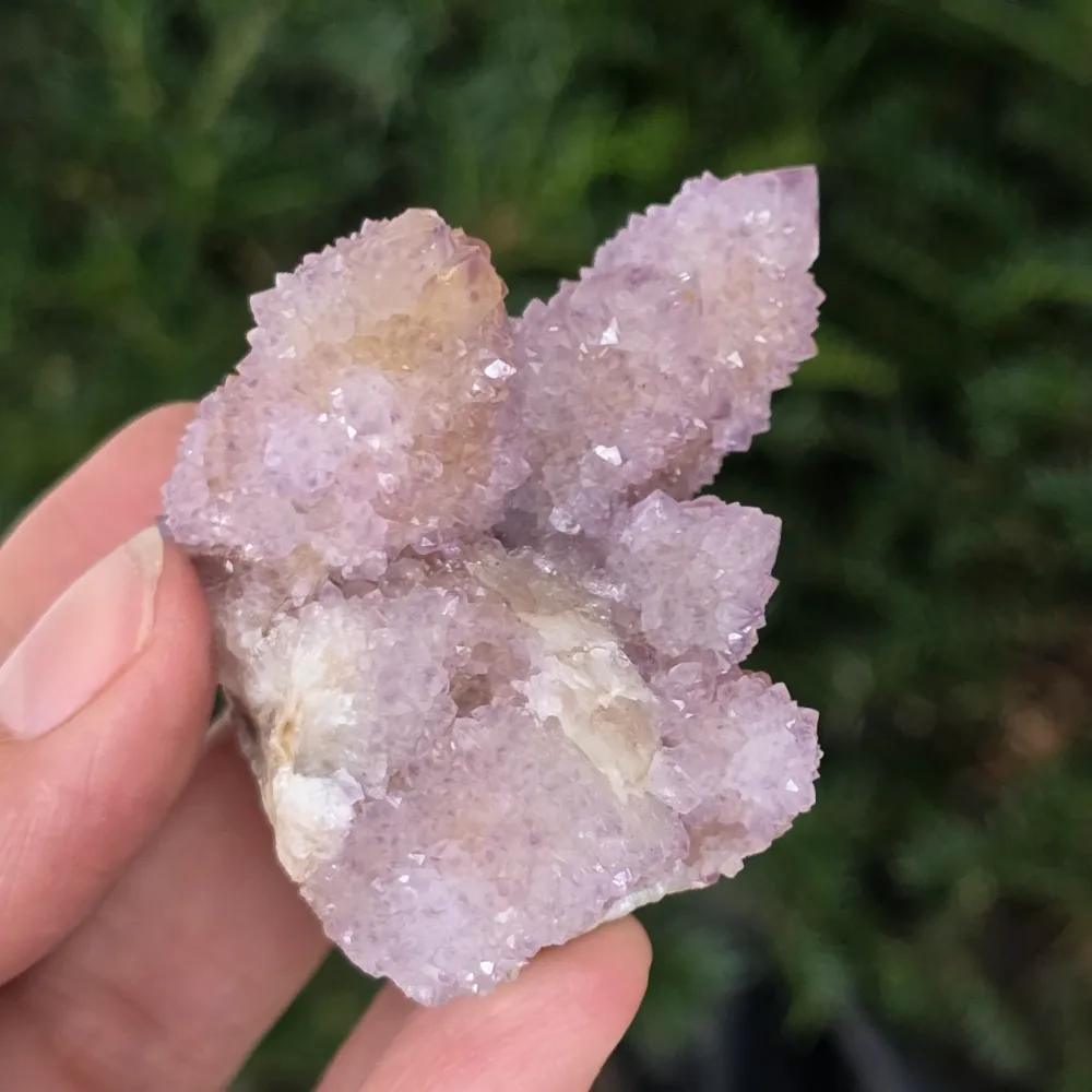 Cactus quartz cluster / Люляк аметист дух кварц модел 4A