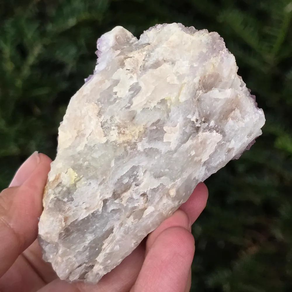 Cactus quartz cluster / люляк аметист кварцов дух модел 46