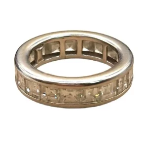 Пръстен Eternelle Carré Cut Diamond от бяло злато