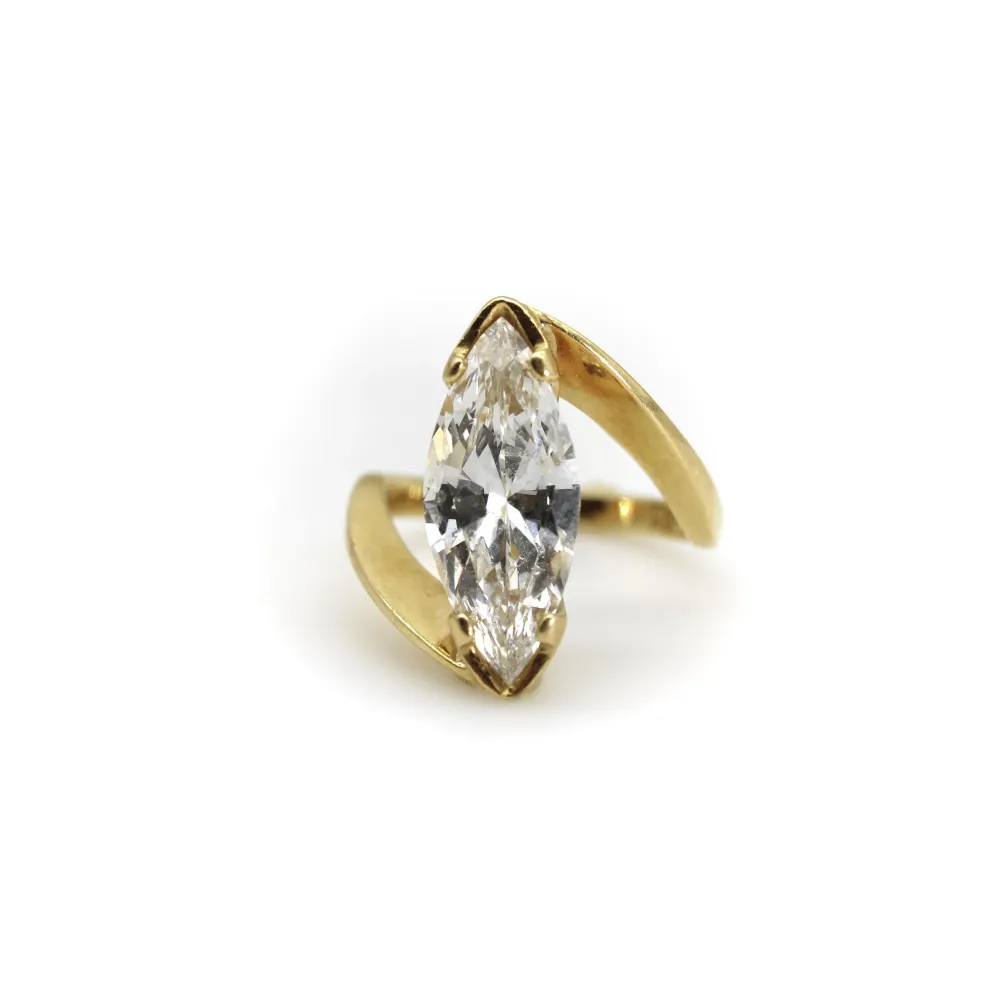 Lawrence Martin Kling - Пръстен от 18-каратово злато с марquise диамант 2,60 ct
