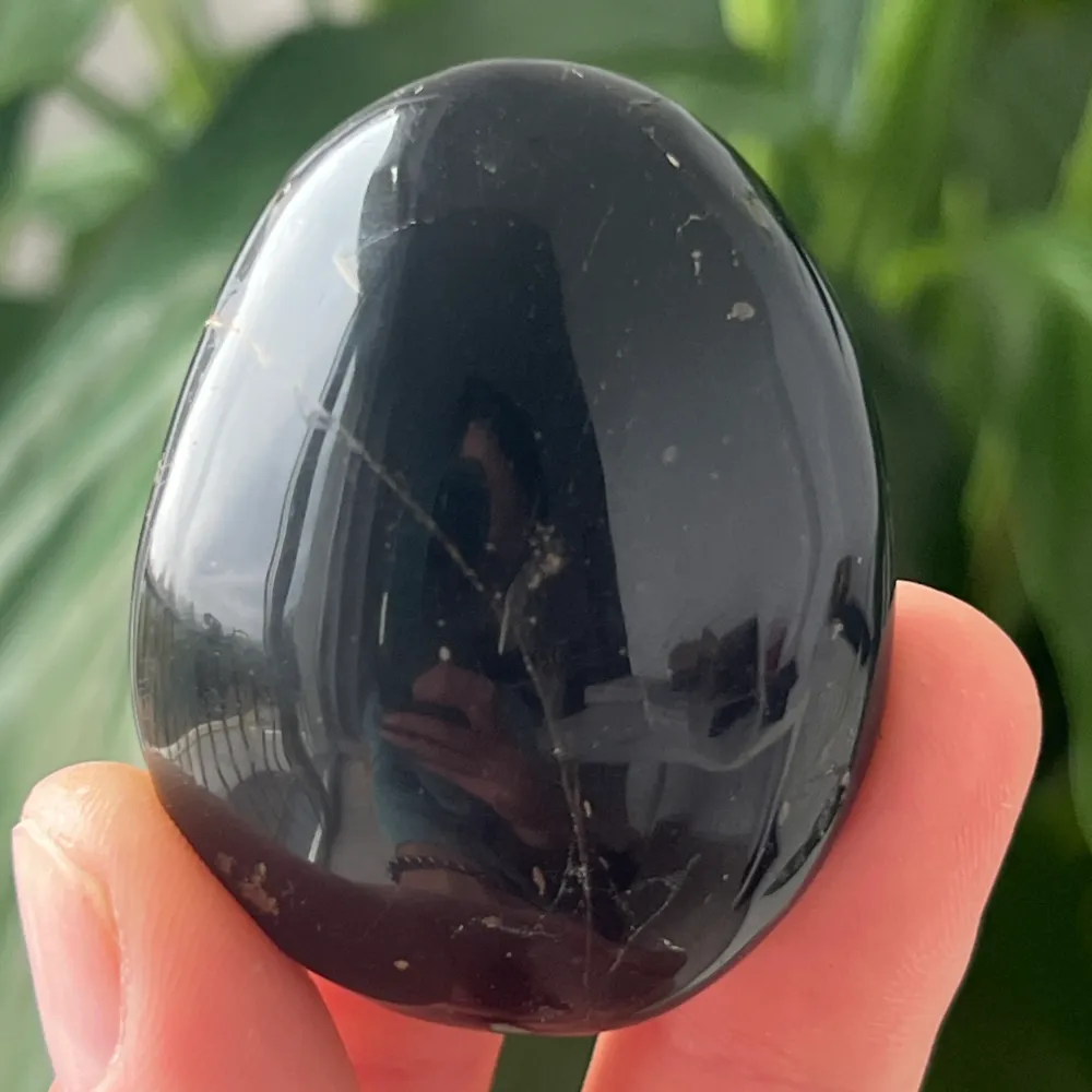 Черен турмалин палмов камък m10