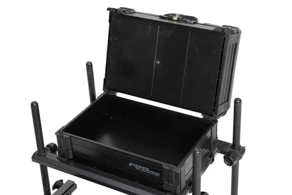 Matrix F25 Pro Black Edition – риболовна седалка-кутия