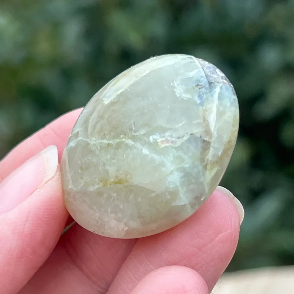 Palmstone камък на Луната с гарниерит m25
