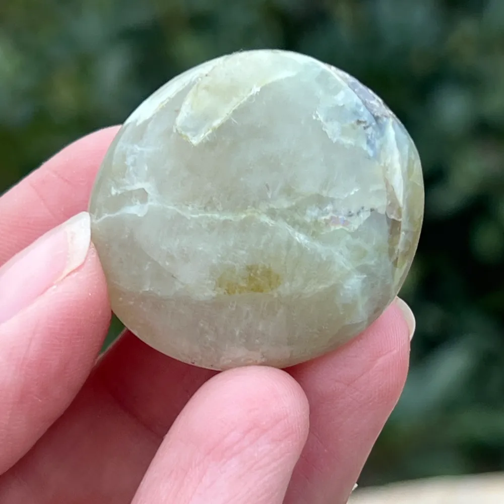 Palmstone камък на Луната с гарниерит m25