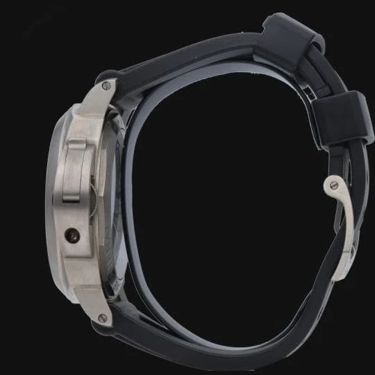 Базов часовник Panerai Luminor
