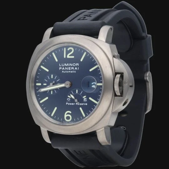 Часовник Panerai Luminor Power Reserve