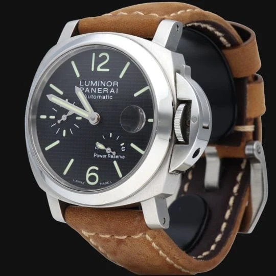 Часовник Panerai Luminor Power Reserve