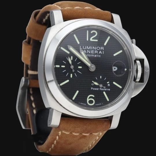 Часовник Panerai Luminor Power Reserve