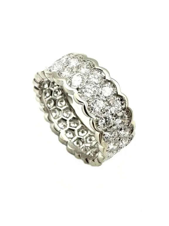 OJ PERRIN. Пръстен от бяло злато, Платина и диаманти 3.20ct