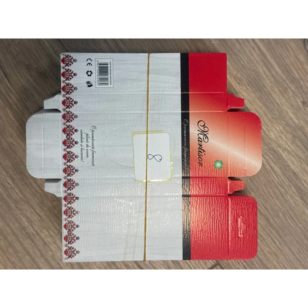 Set 100 Bucati Ambalaj Martisor/Brosa Rosu cu Motive Populare