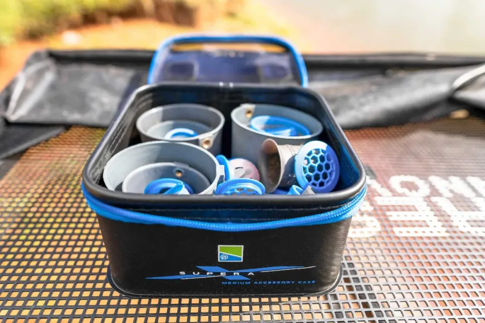 SUPERA X MEDIUM EVA ACCESSORY CASE