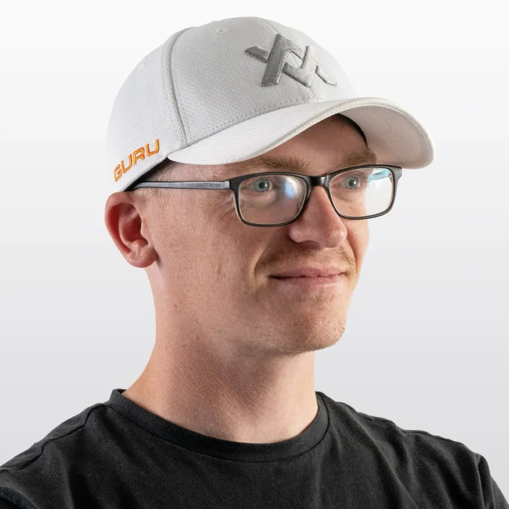 WHITE AVENTUS CAP